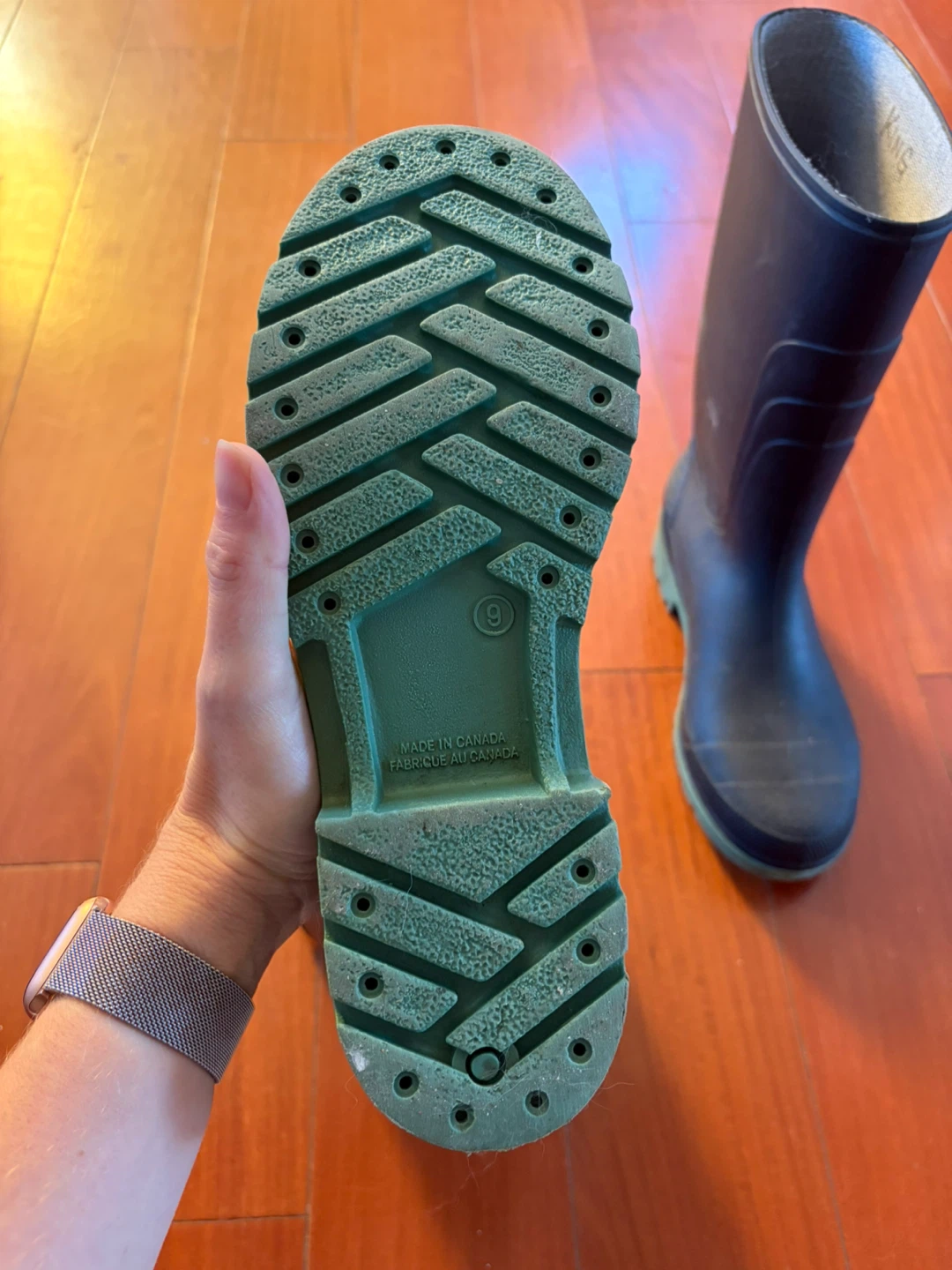Black Rubber Rain Boots Size 9 - photo 2