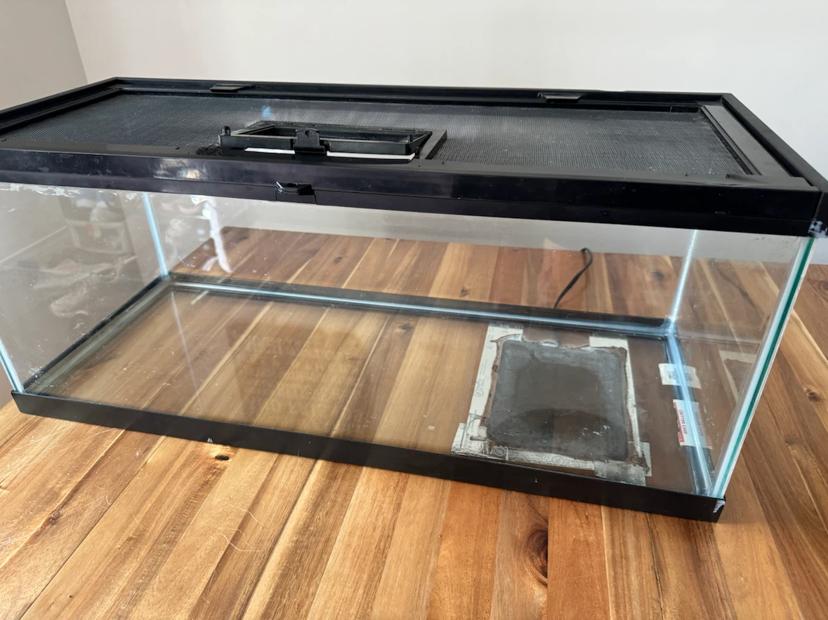 Glass Terrarium with Heat Mat - 20L - photo 2