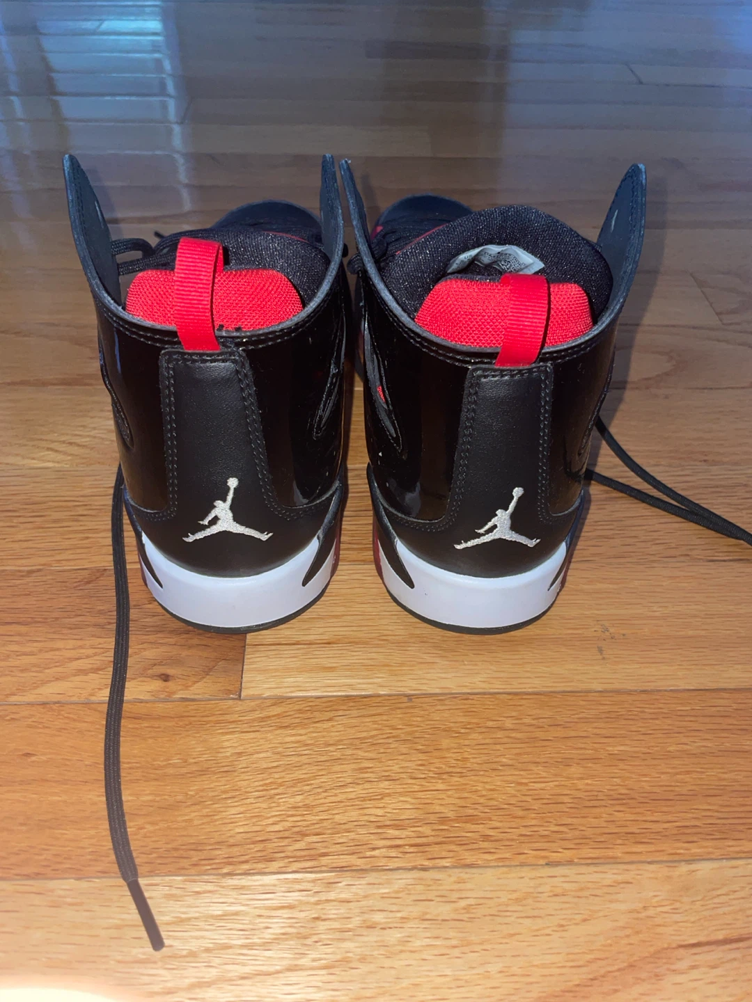 Jordan Youth Size 5.5Y Sneakers - photo 3