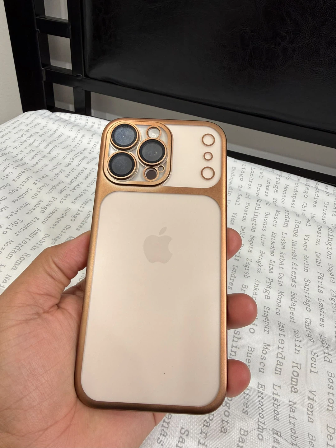Apple iPhone 16 pro max and 16 pro both - photo 5