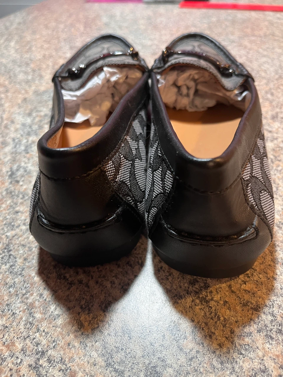 Coach signature loafers Size 7.5 - photo 2