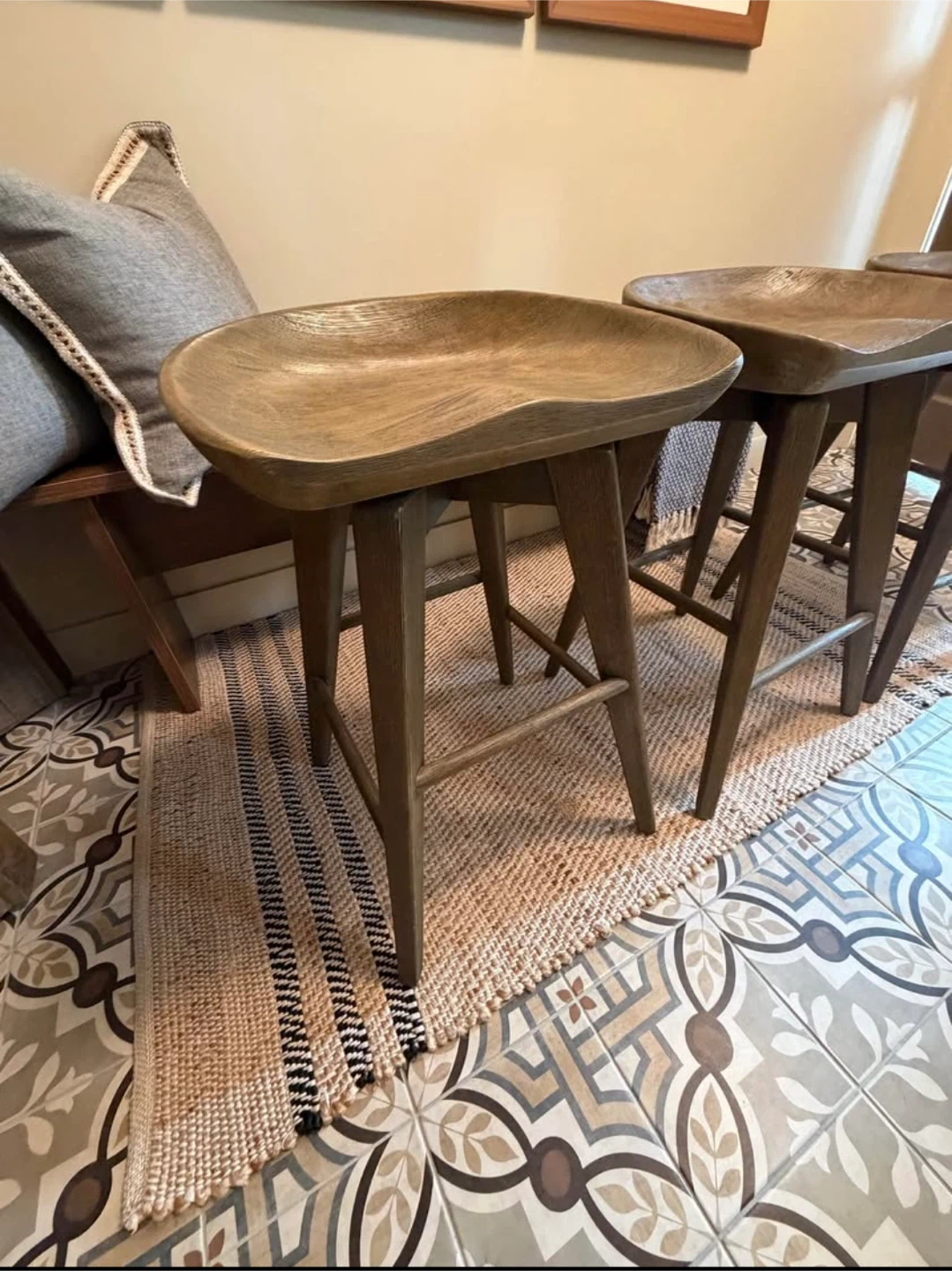 Set of 3 Urban Barn Wood Swivel Bar Stools - photo 3
