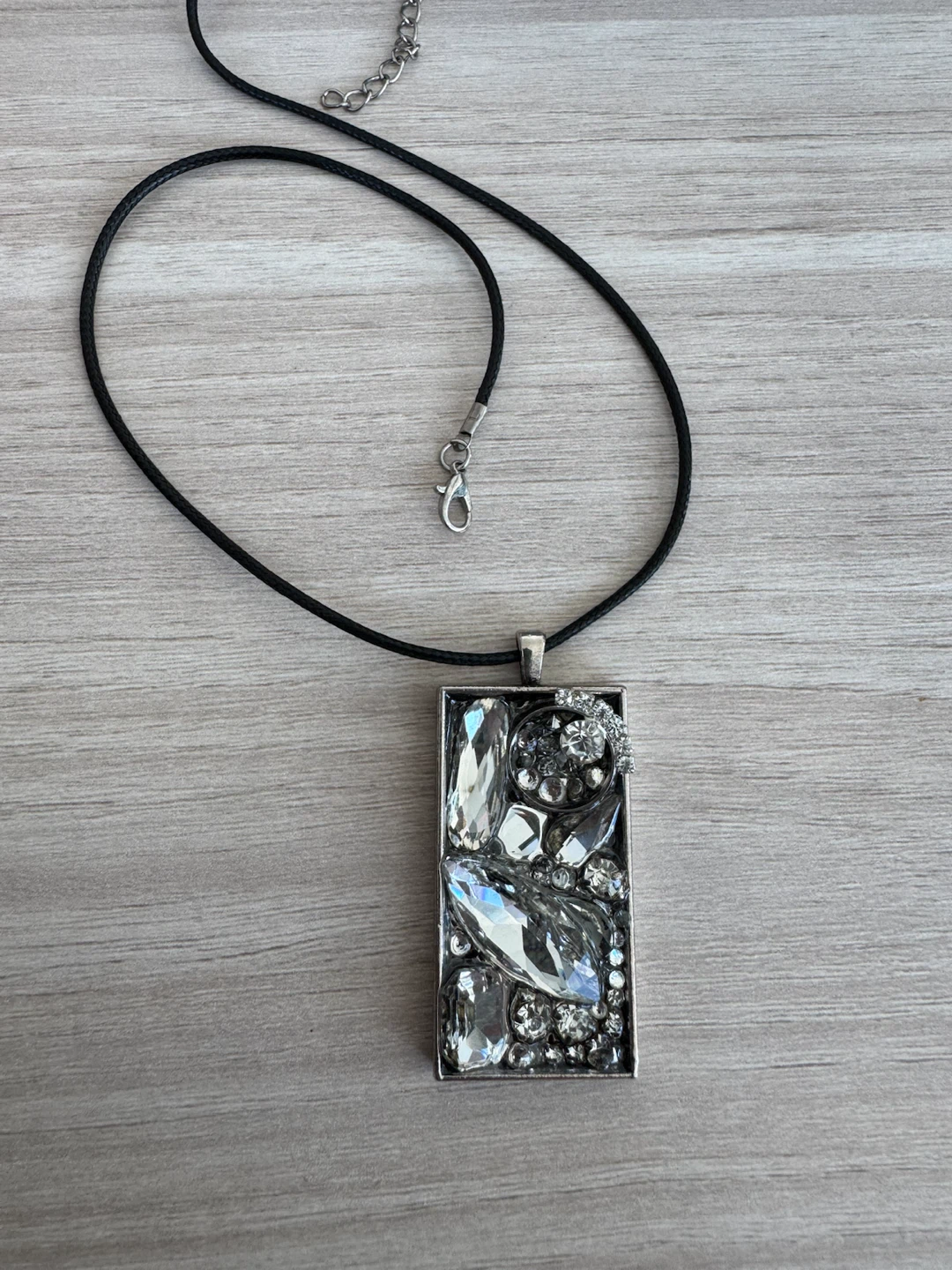 Silver-toned crystal pendant necklace