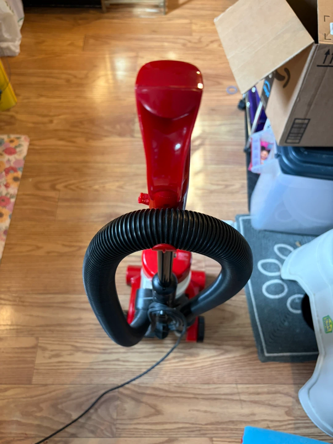 Dirt Devil Quick Lite Cyclonic Vacuum - photo 4