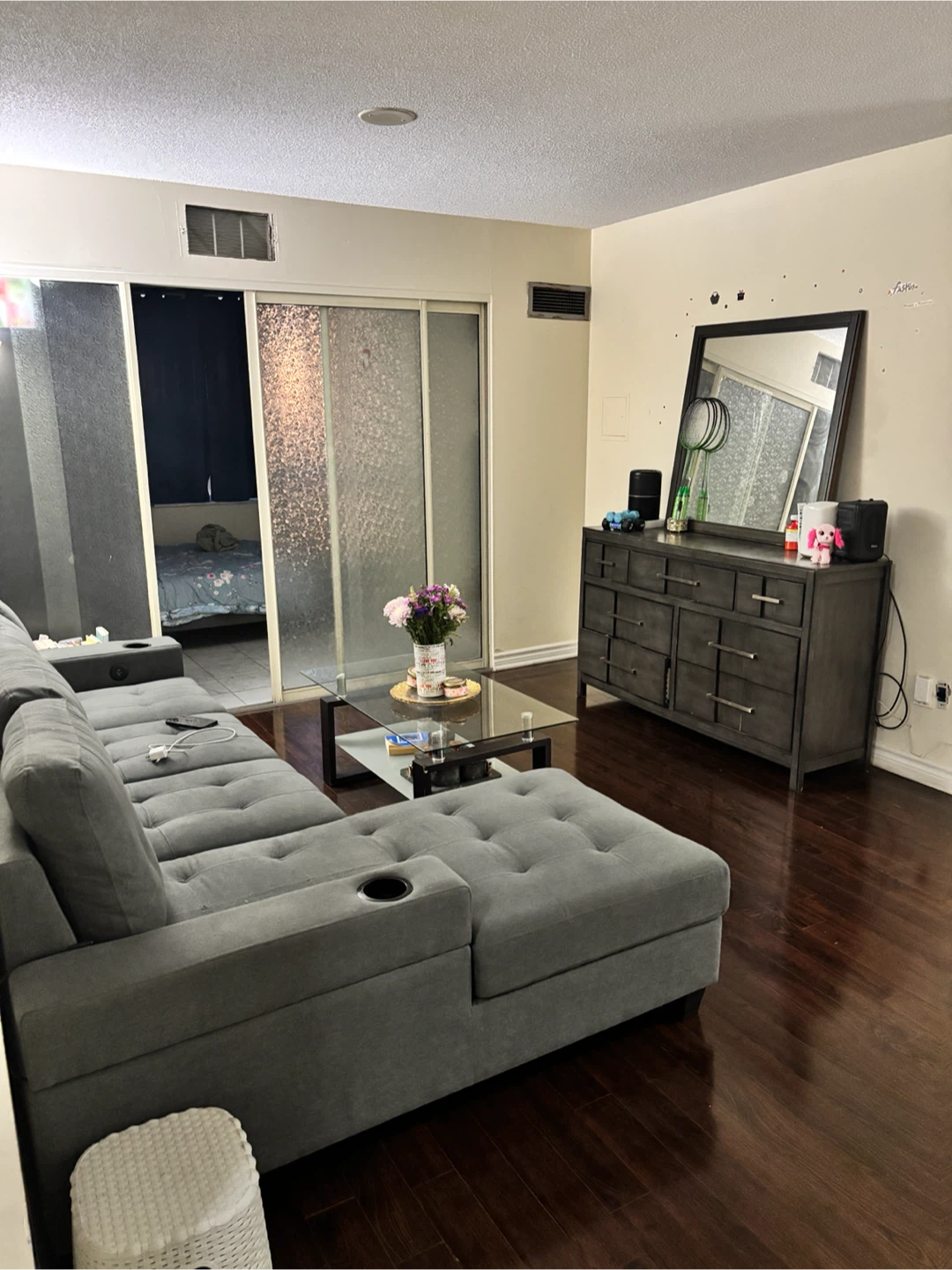 Private room for rent in a condo - photo 4
