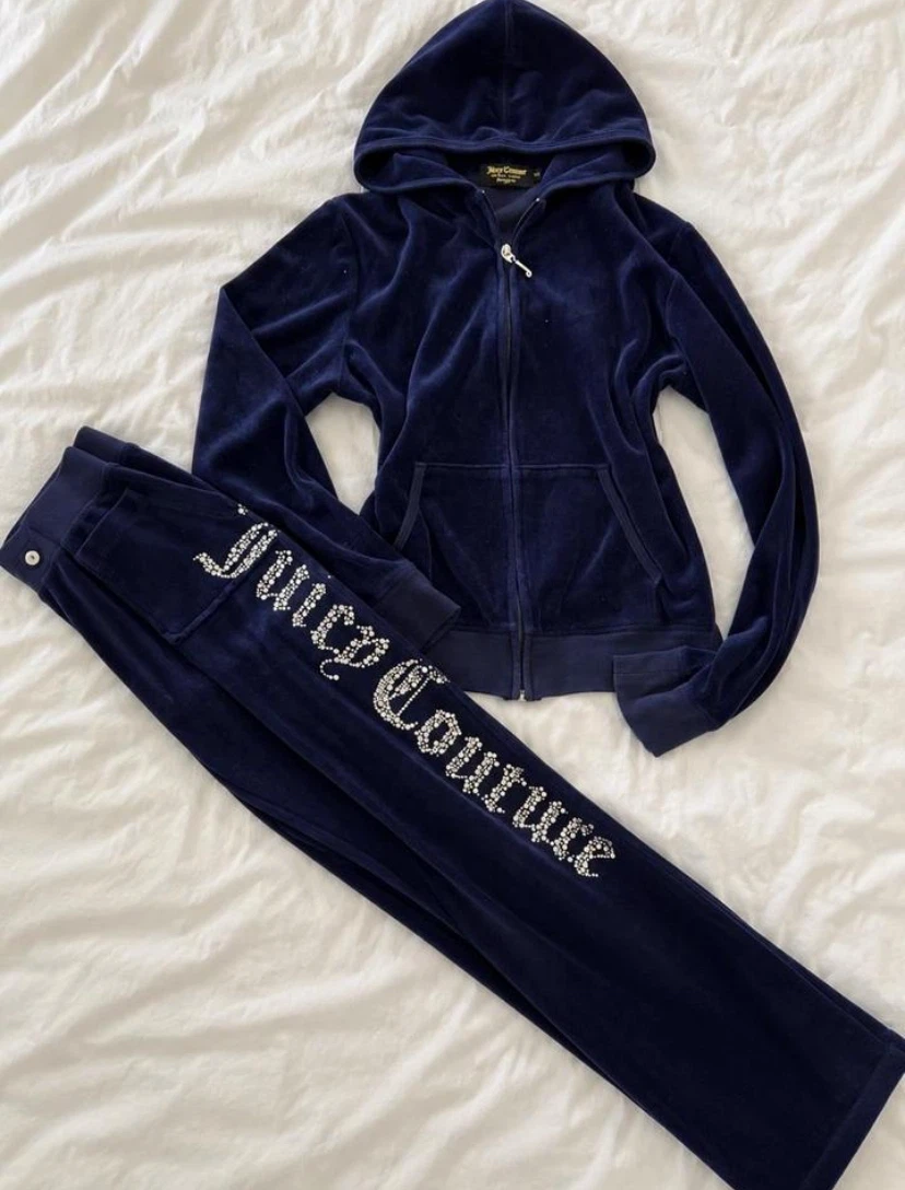 Juicy Couture Velour Tracksuit Set - photo 2