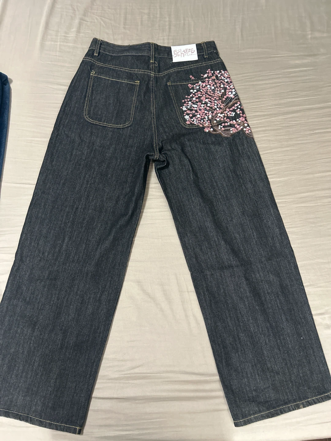 Derschutze Embroidered Denim Jeans - photo 4