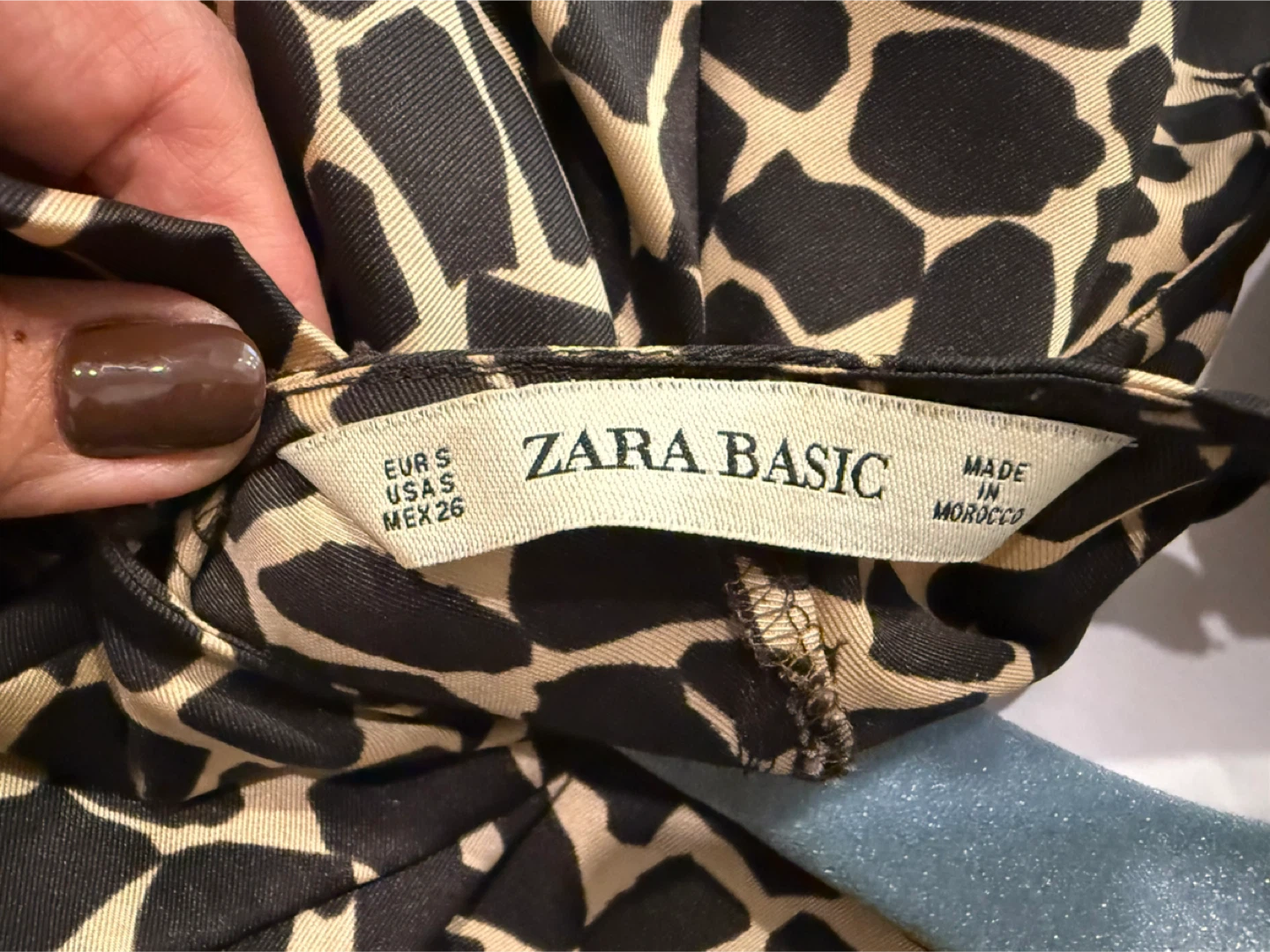 Zara Basic Giraffe Print Blouse - photo 2
