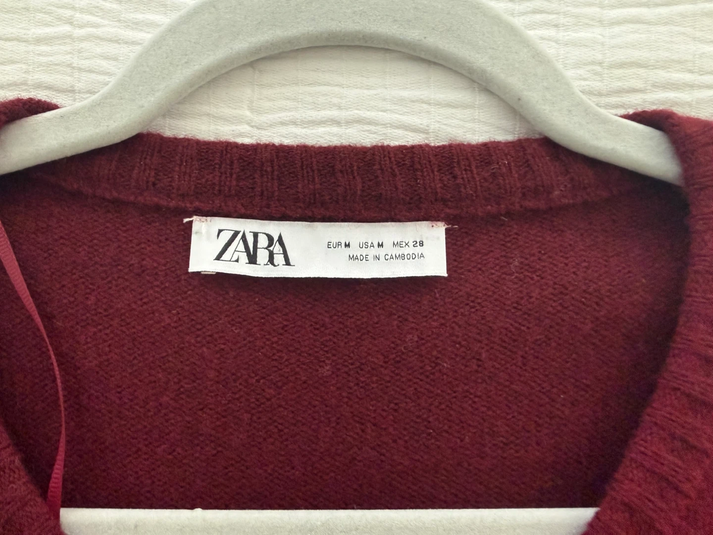 Zara Burgundy 100% Wool Cardigan Size M - photo 4