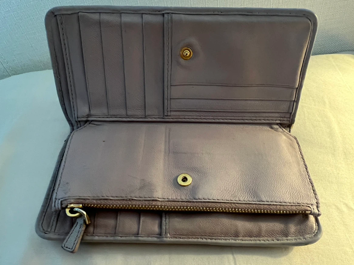 Miu Miu Matelasse Leather Long Wallet - photo 4