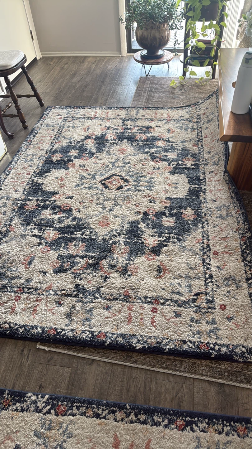 Avenue 33 Icon Collection Area Rug 5’3x7’ - photo 3