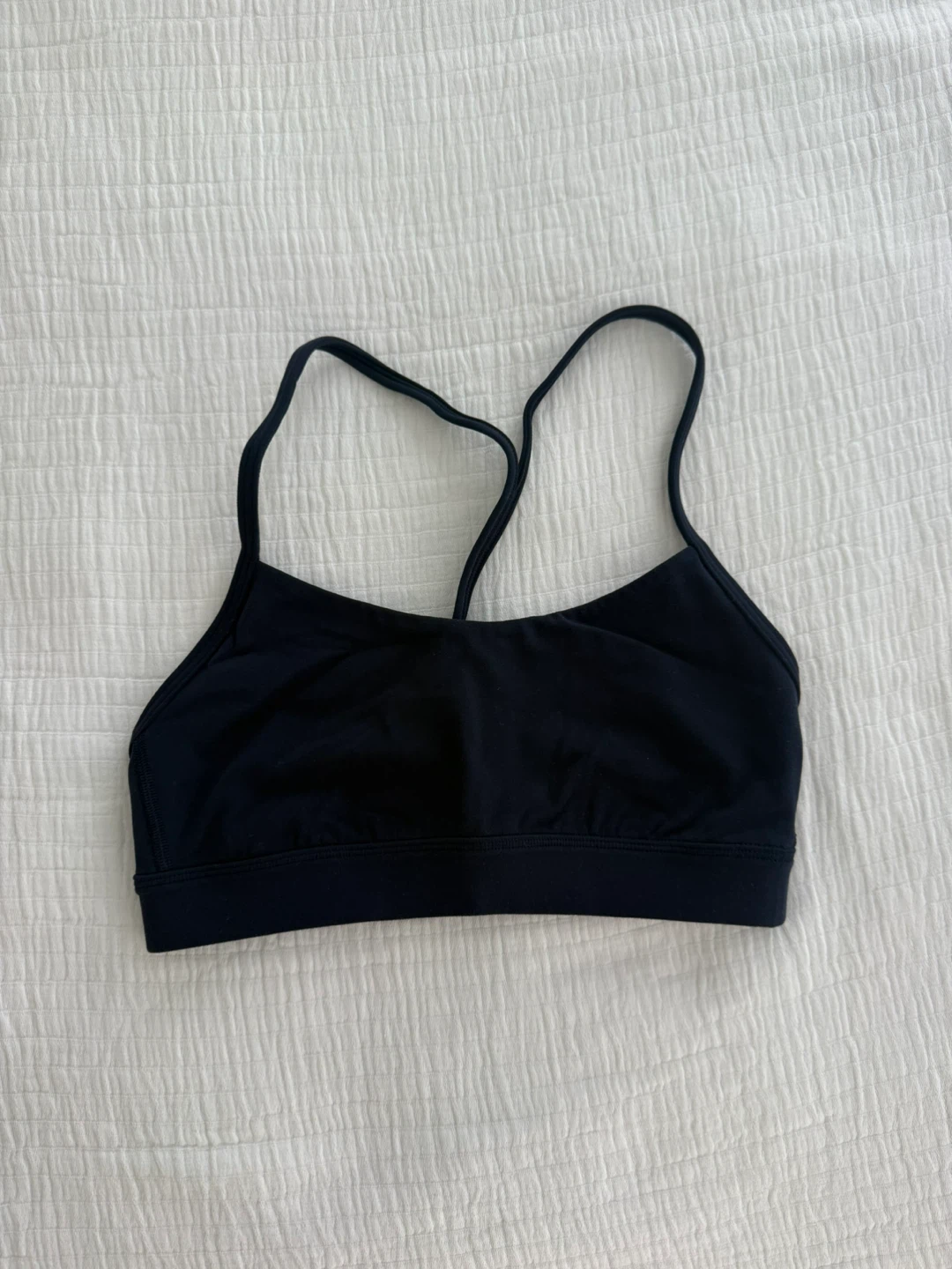 Lululemon Flow Y Nulu Bra Light Support - Navy - Size 4