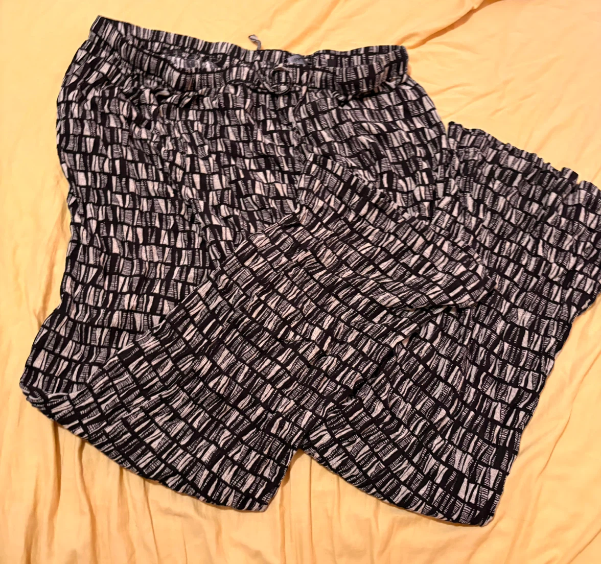 Black and White Patterned Wide Leg Pants
