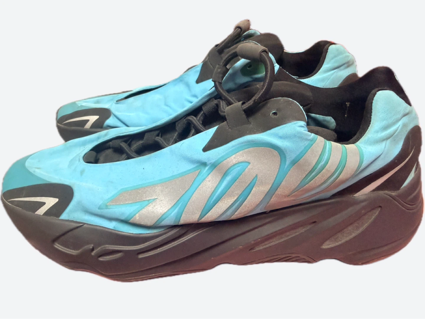 Adidas Yeezy 700 MNVN Cyan Size 12 - photo 3