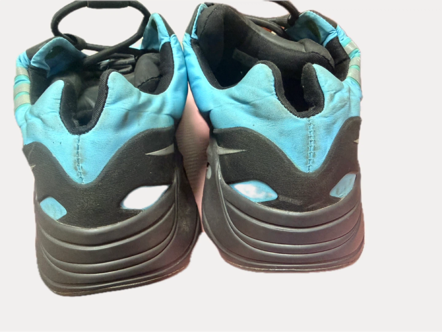 Adidas Yeezy 700 MNVN Cyan Size 12 - photo 4