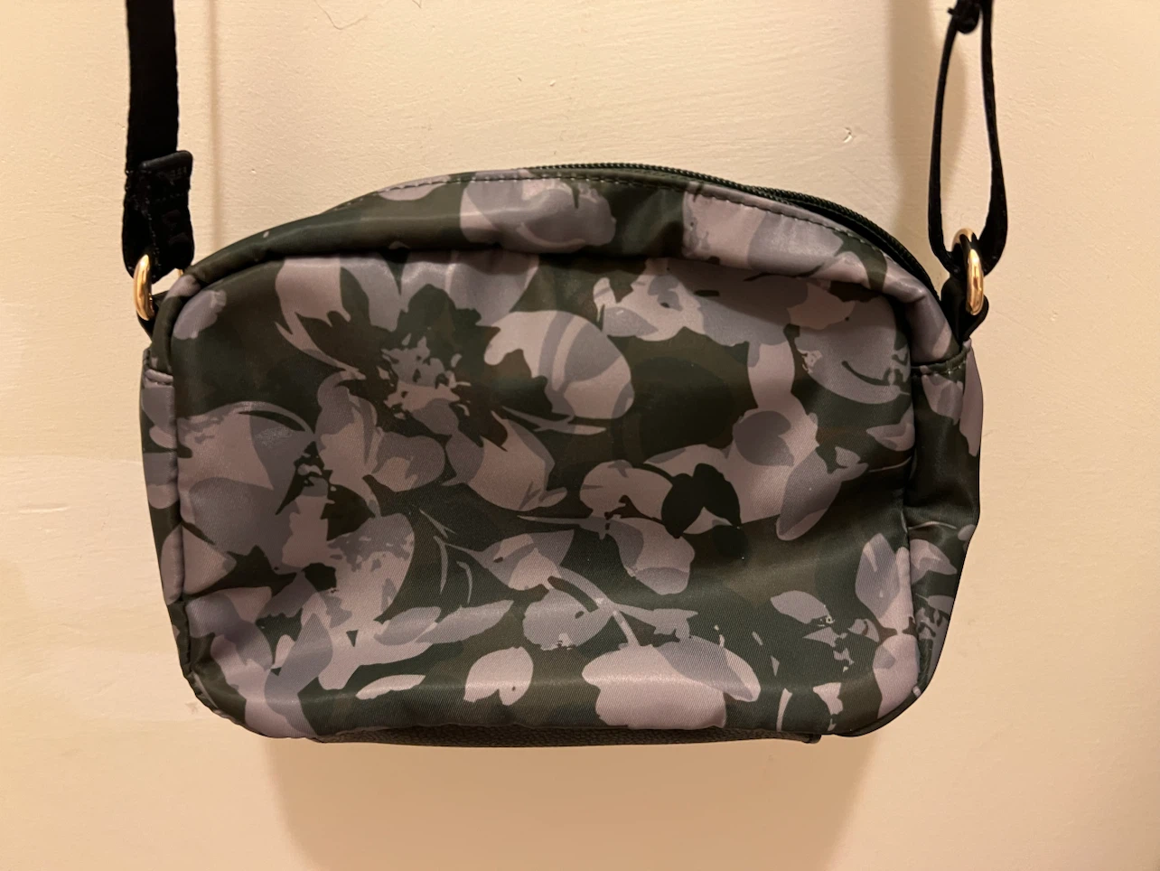 Tommy Hilfiger Floral Crossbody Bag - photo 2