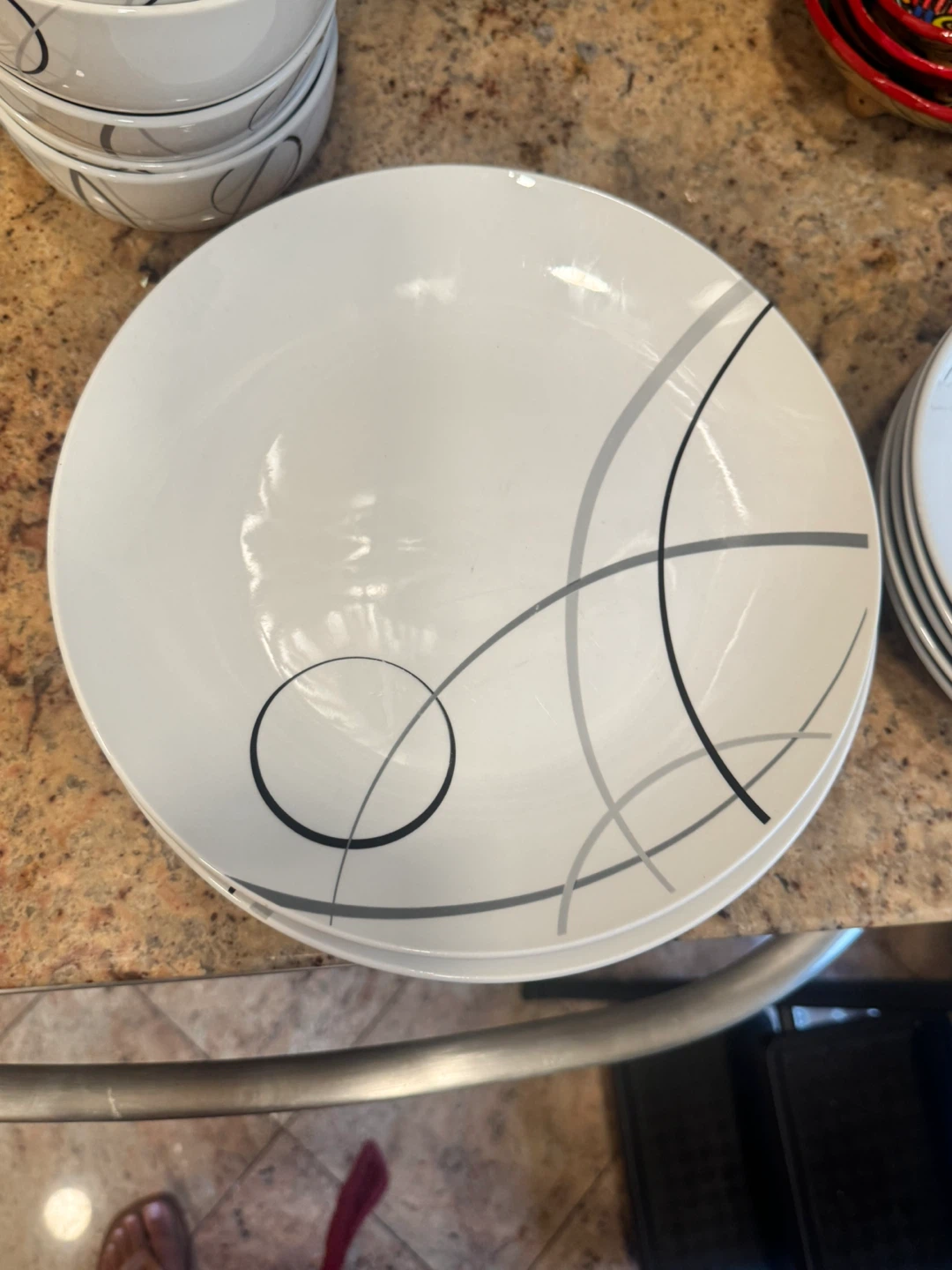 Set of White and Grey Geometric Pattern Dinnerware - photo 3