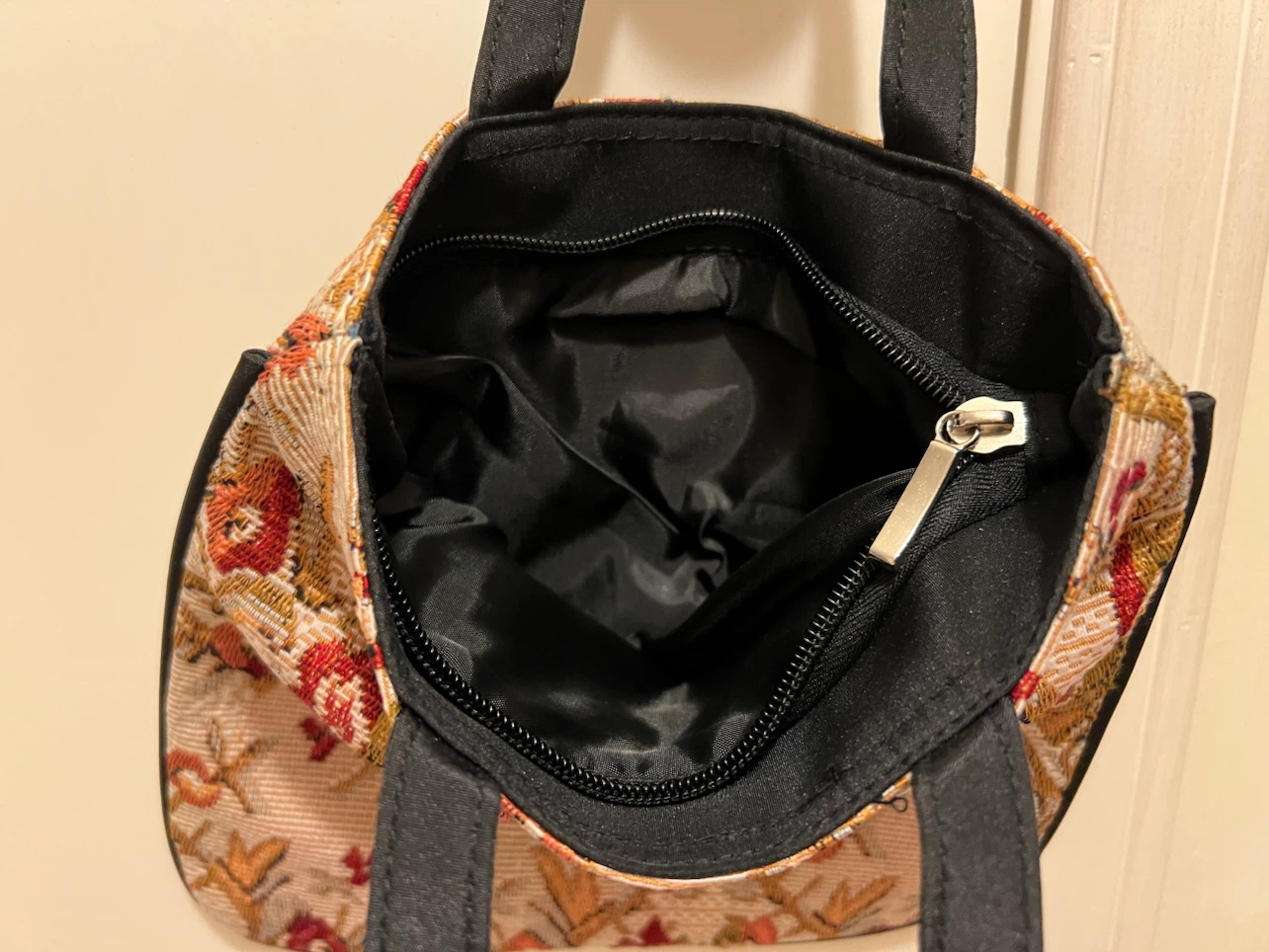 Floral Tapestry Tote Bag - photo 3