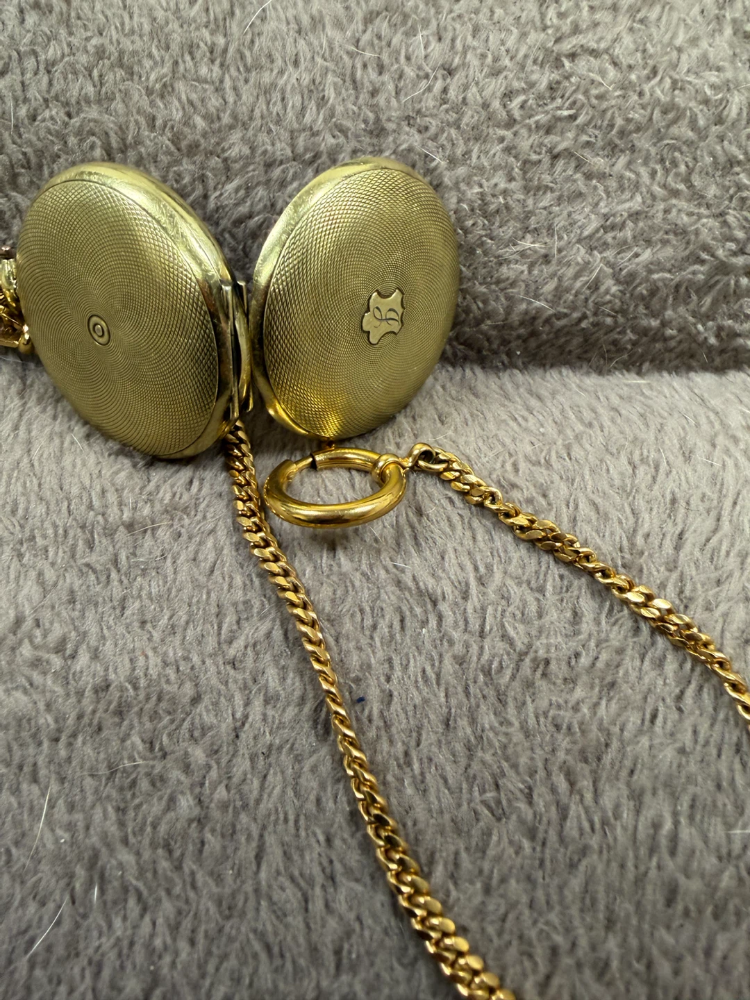 Vintage Caravelle 8365 Mechanical Pocket Watch - photo 2