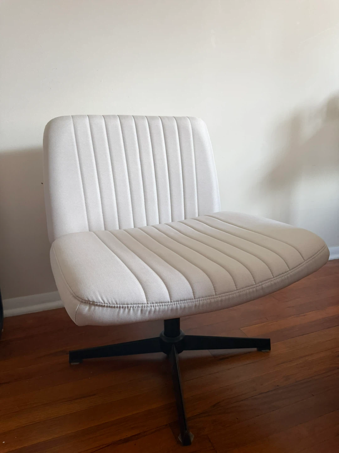 Beige Wide seat office chair