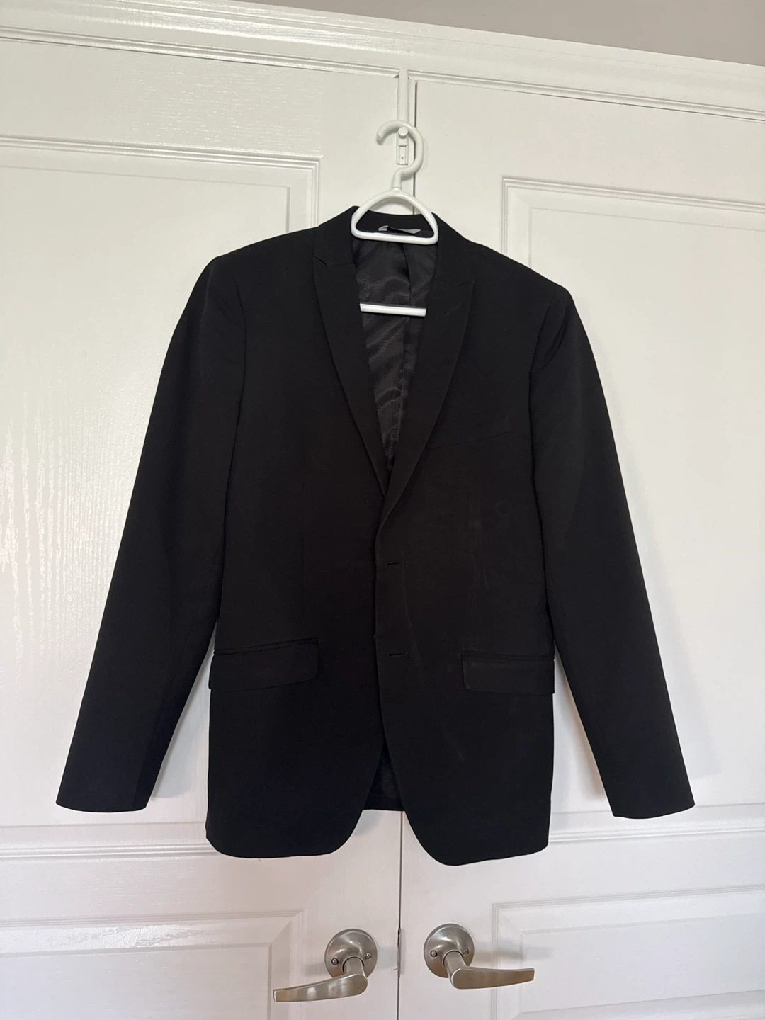 Le chateau Men's Black Blazer size 38