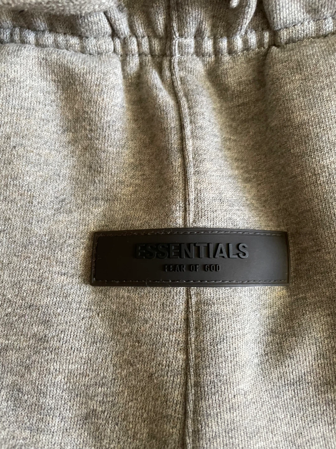 Essentials Fear of God Grey Shorts - photo 4