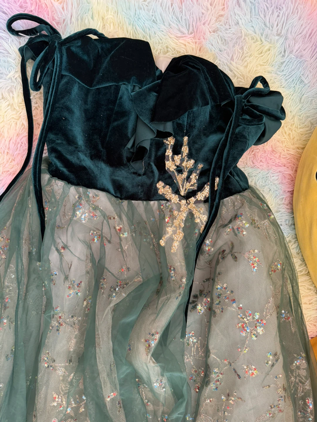 Dark Green Velvet and Sequin Tulle Dress - photo 3