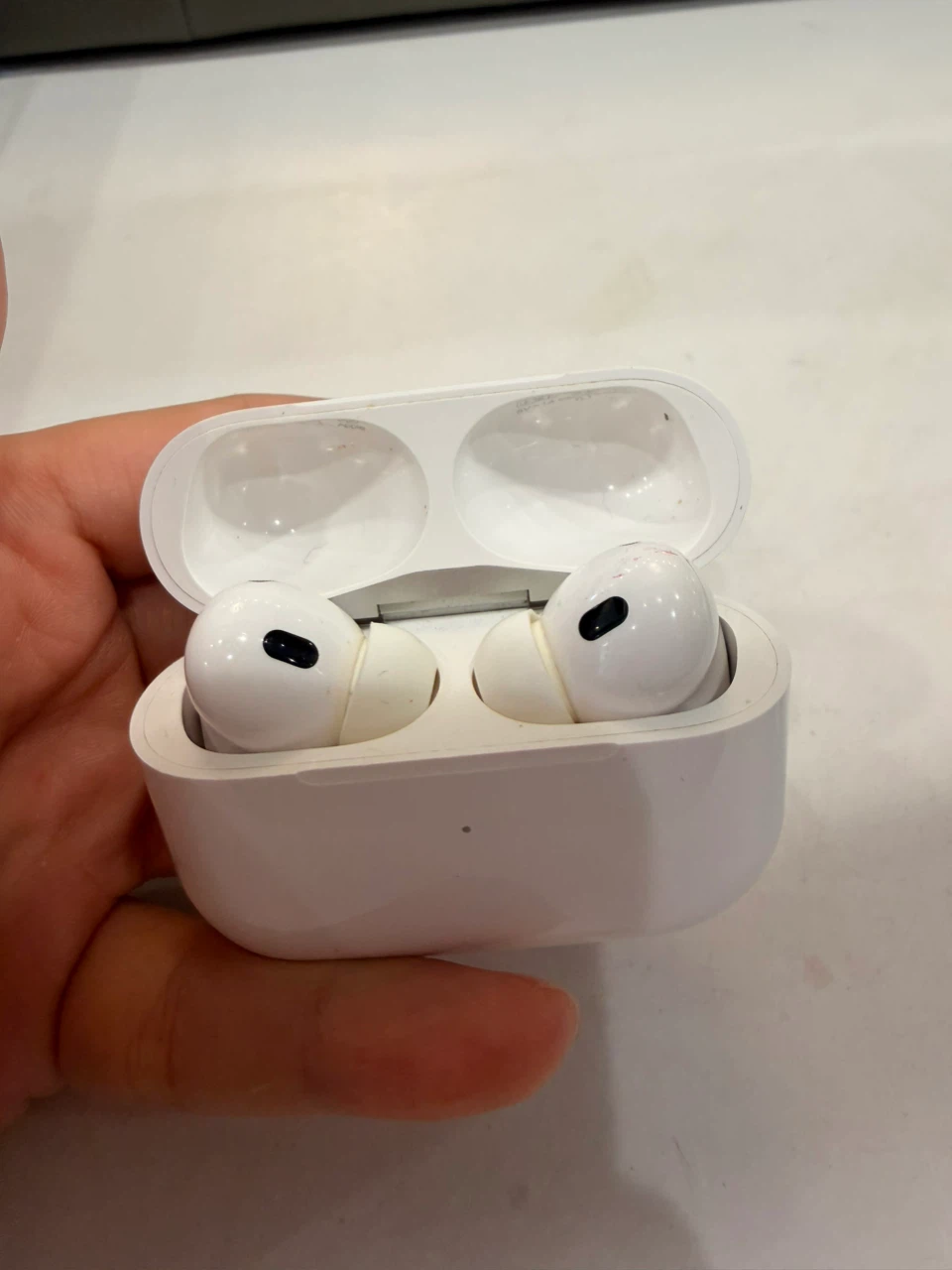 Fair Condition Apple AirPods Pro 2