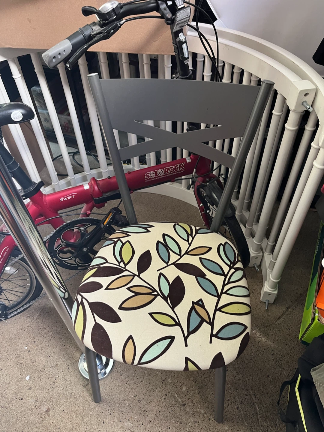 4 Metal Dining Chair with Leaf Pattern Seat