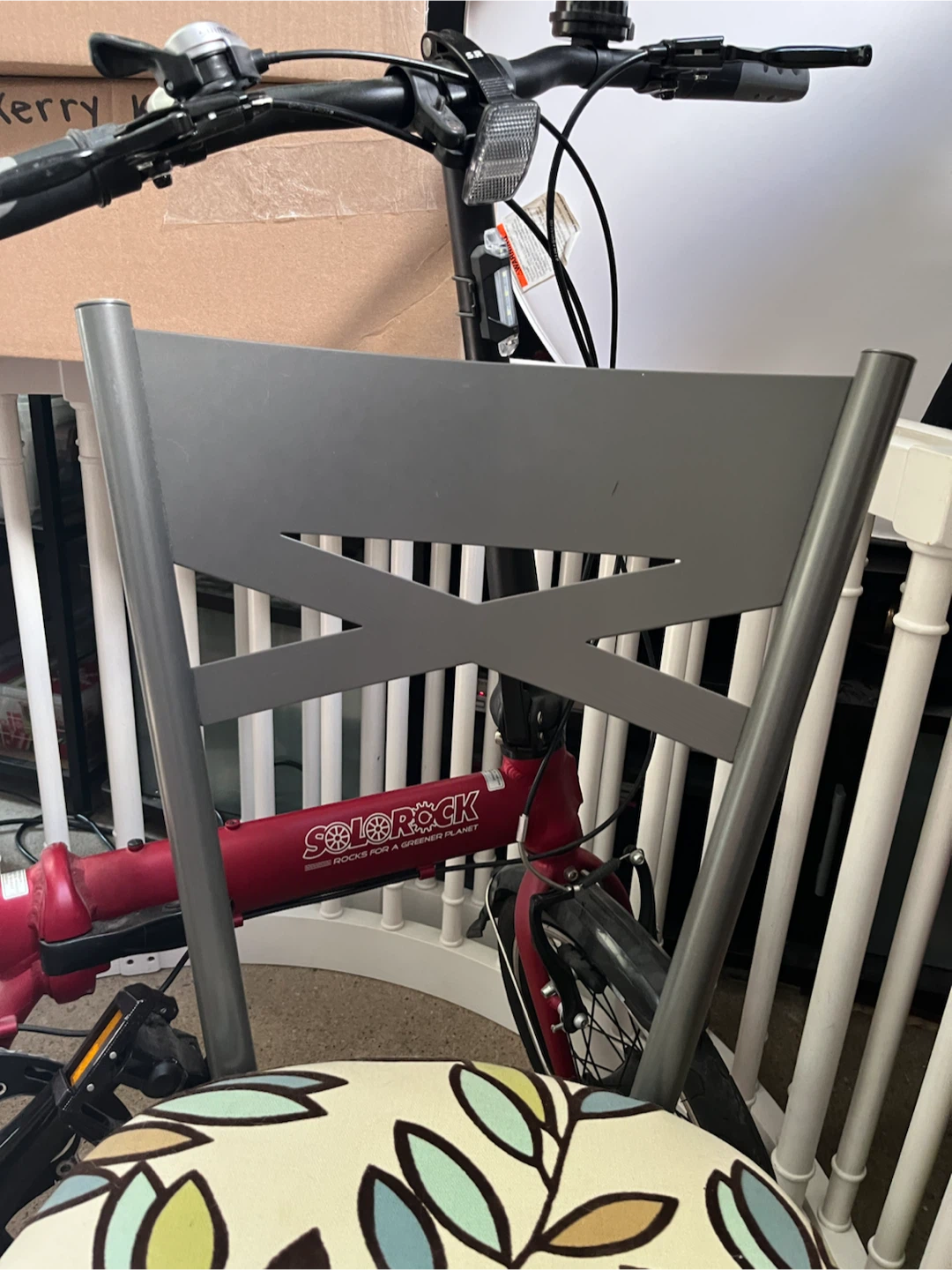4 Metal Dining Chair with Leaf Pattern Seat - photo 2