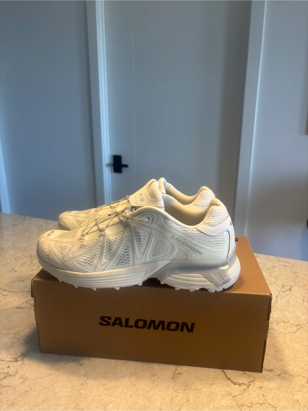 Salomon XT- WHISPER VOID Sneakers - Vanilla Ice