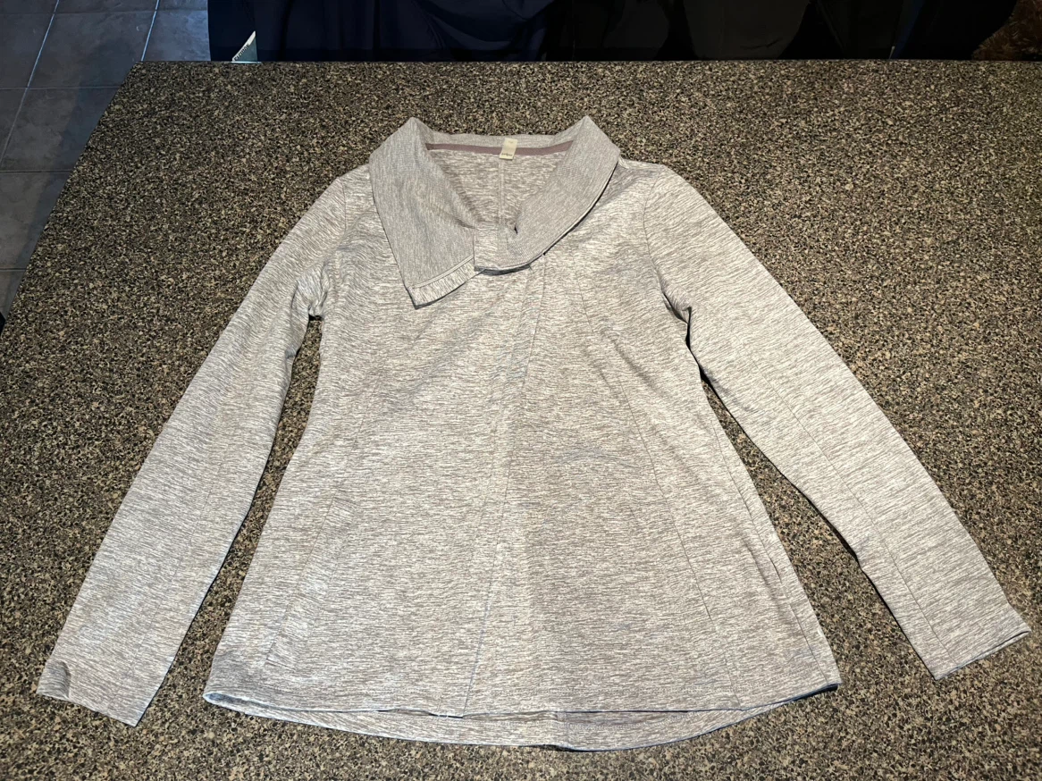 Assorted ladies clothes - photo 4