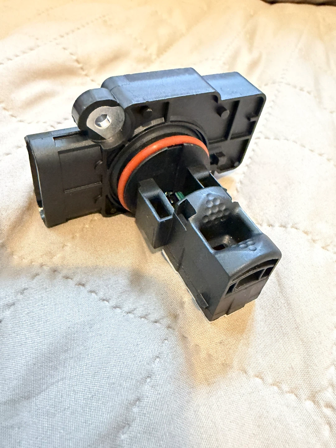 Bosch 10393948 Mass Air Flow Sensor Meter - photo 3