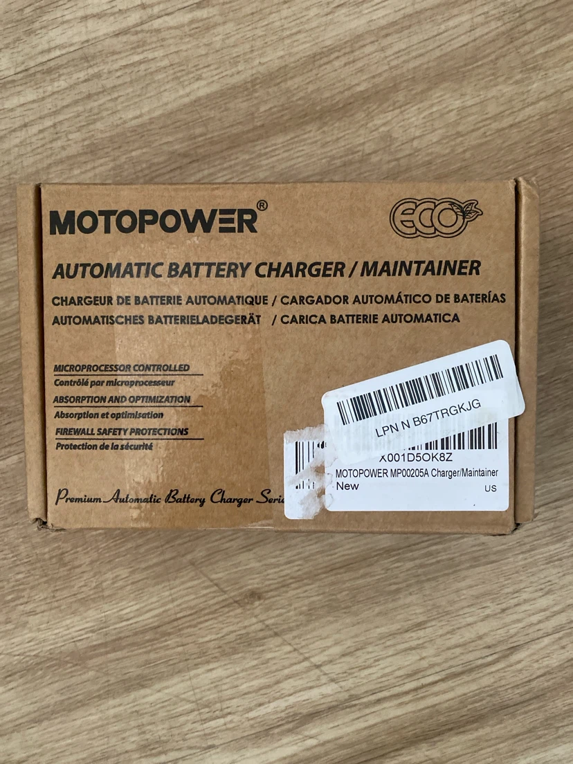 MotoPower MP00205A Battery Charger/Maintainer