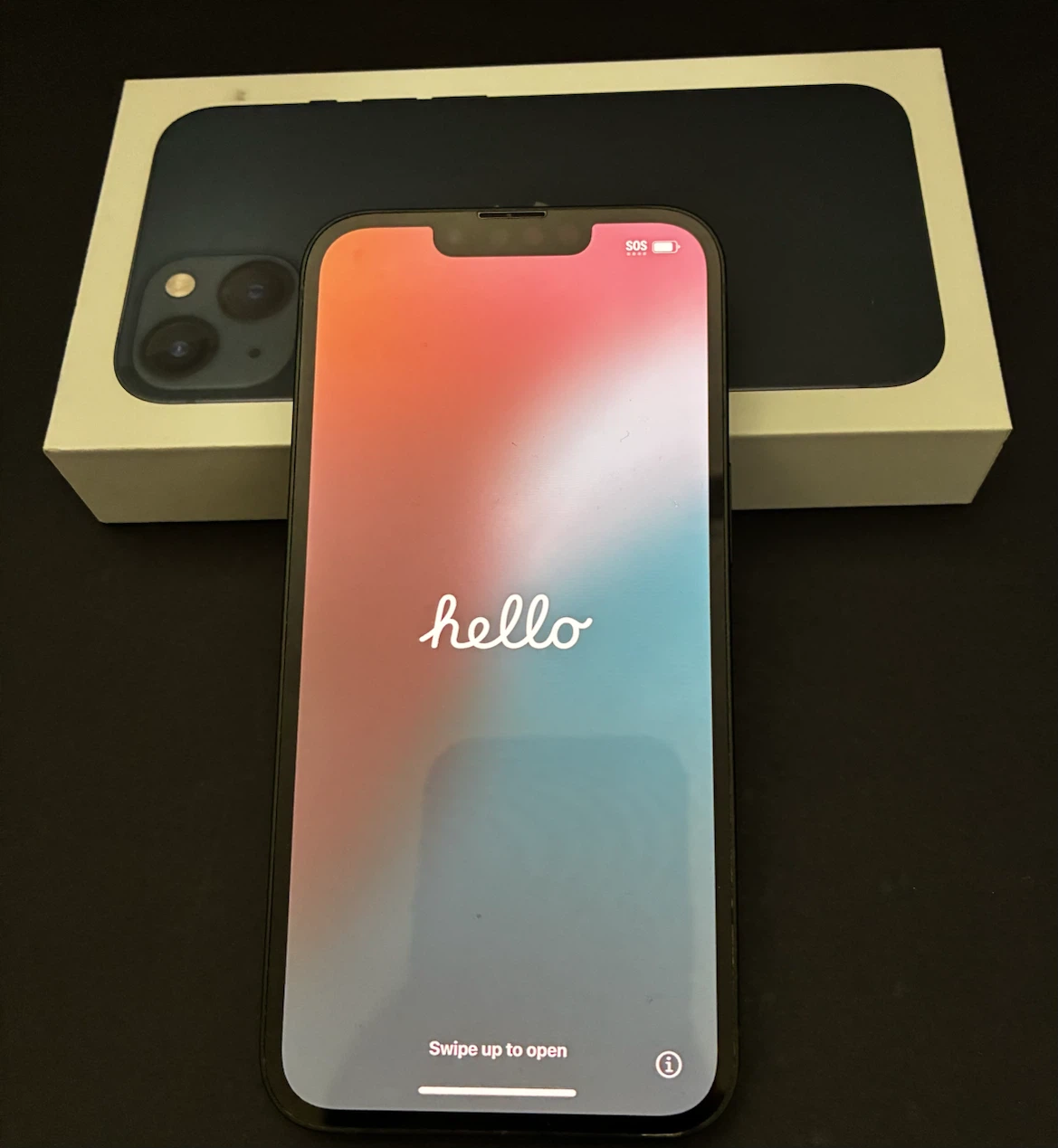 Apple iPhone 13
