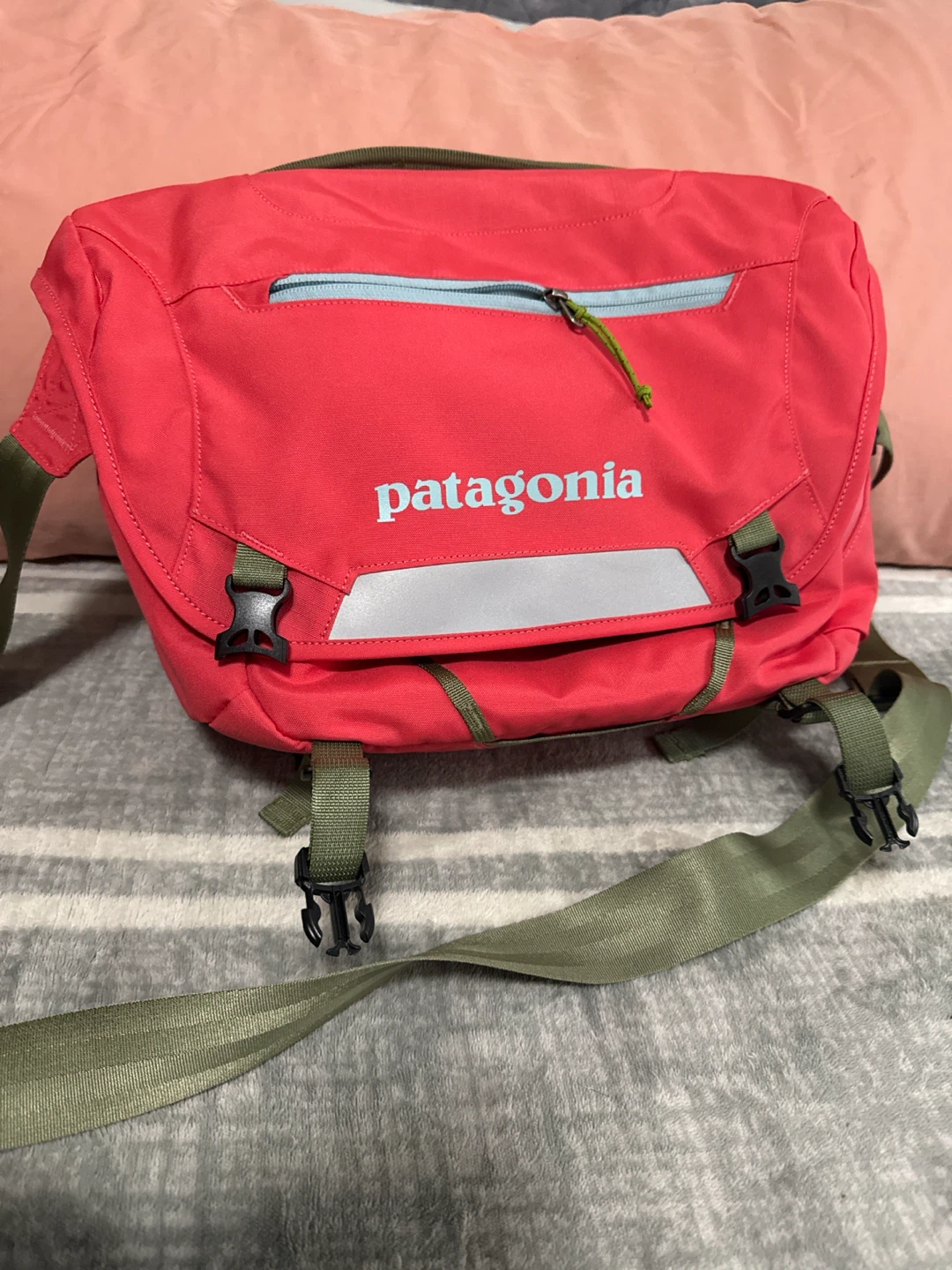 Patagonia Messenger Bag Red and Green