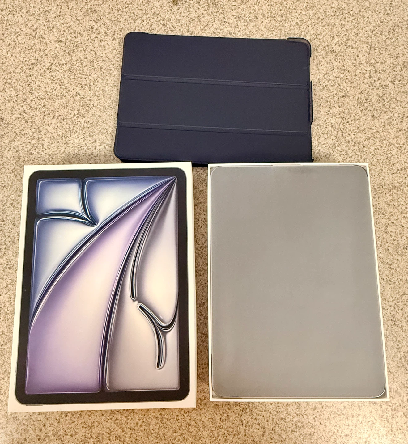 iPad Air M3 128GB - Like New, Warranty Until May 2027 - photo 2