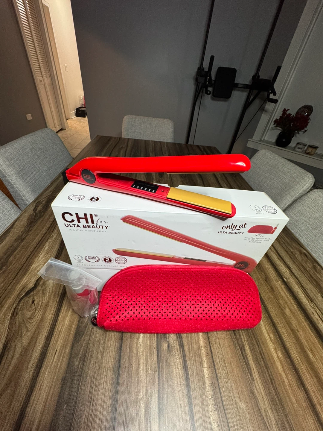 CHI Hair Straightener Flat Iron 1" Ceramic New Open Box - photo 3