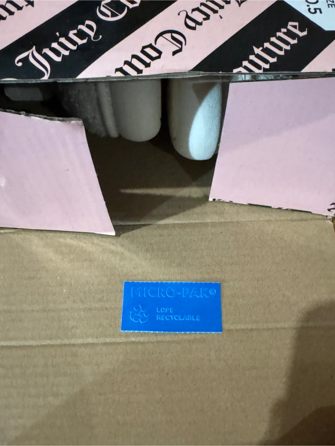 Juicy Couture Slippers XL (9.5-10.5) - photo 4
