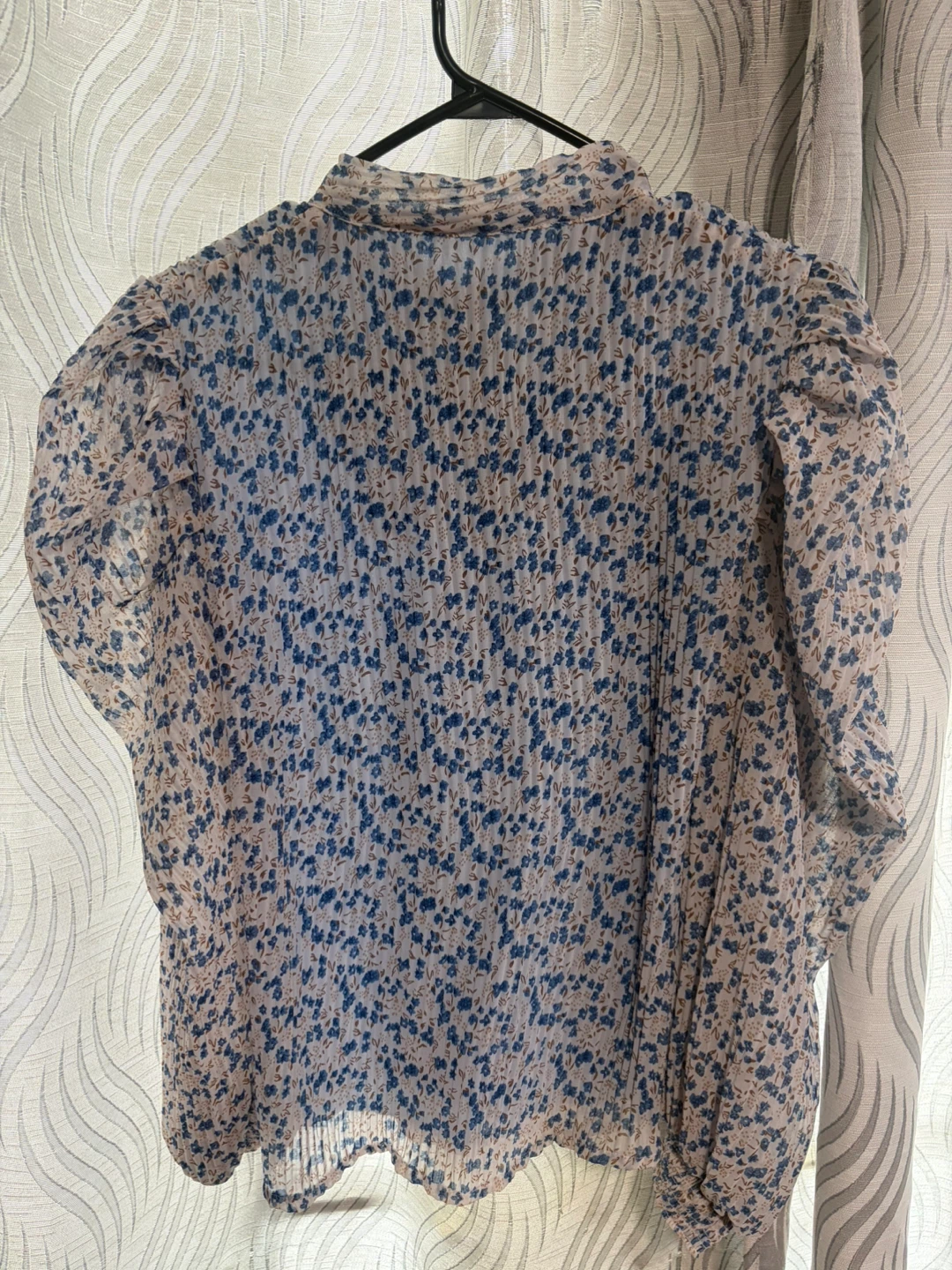 Women Pleated Floral Top - photo 3