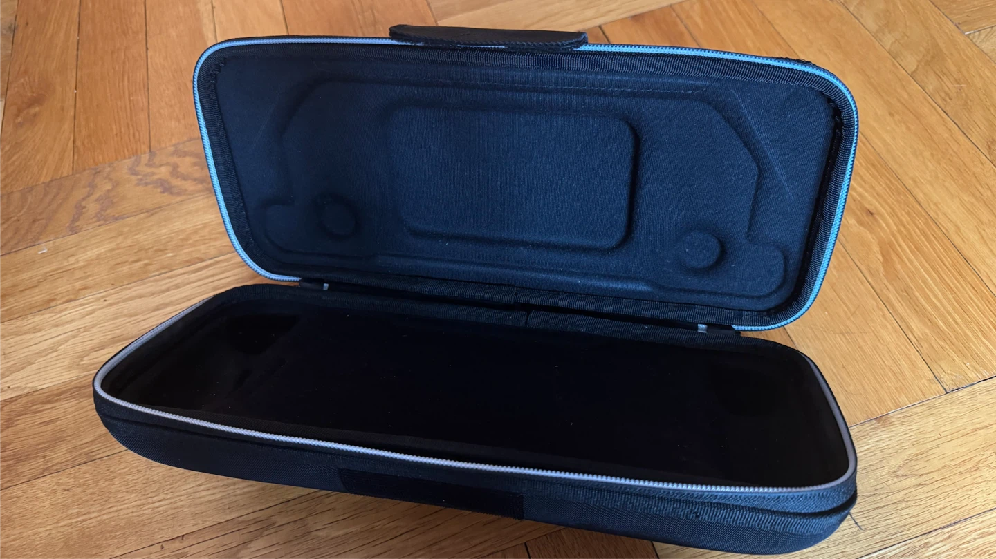 Official Valve Steam Deck Carrying Case - photo 2