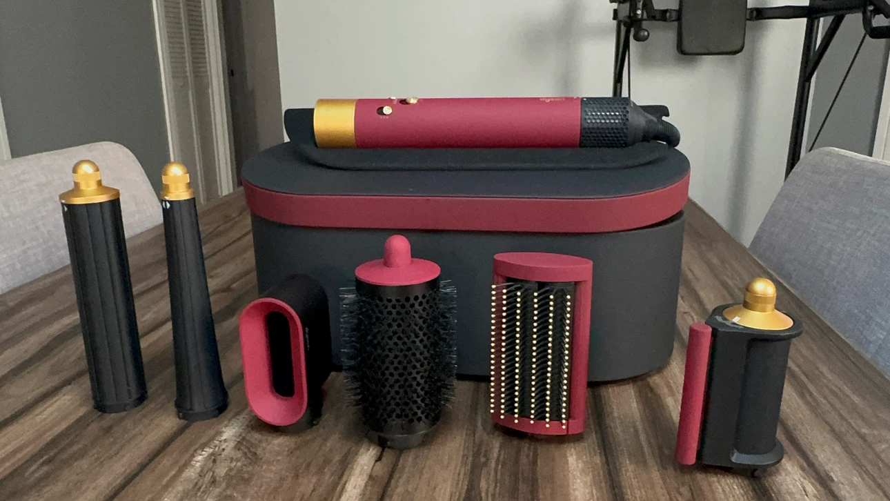 Dyson Airwrap i.d. Red Velvet & Gold - New Open Box - photo 3