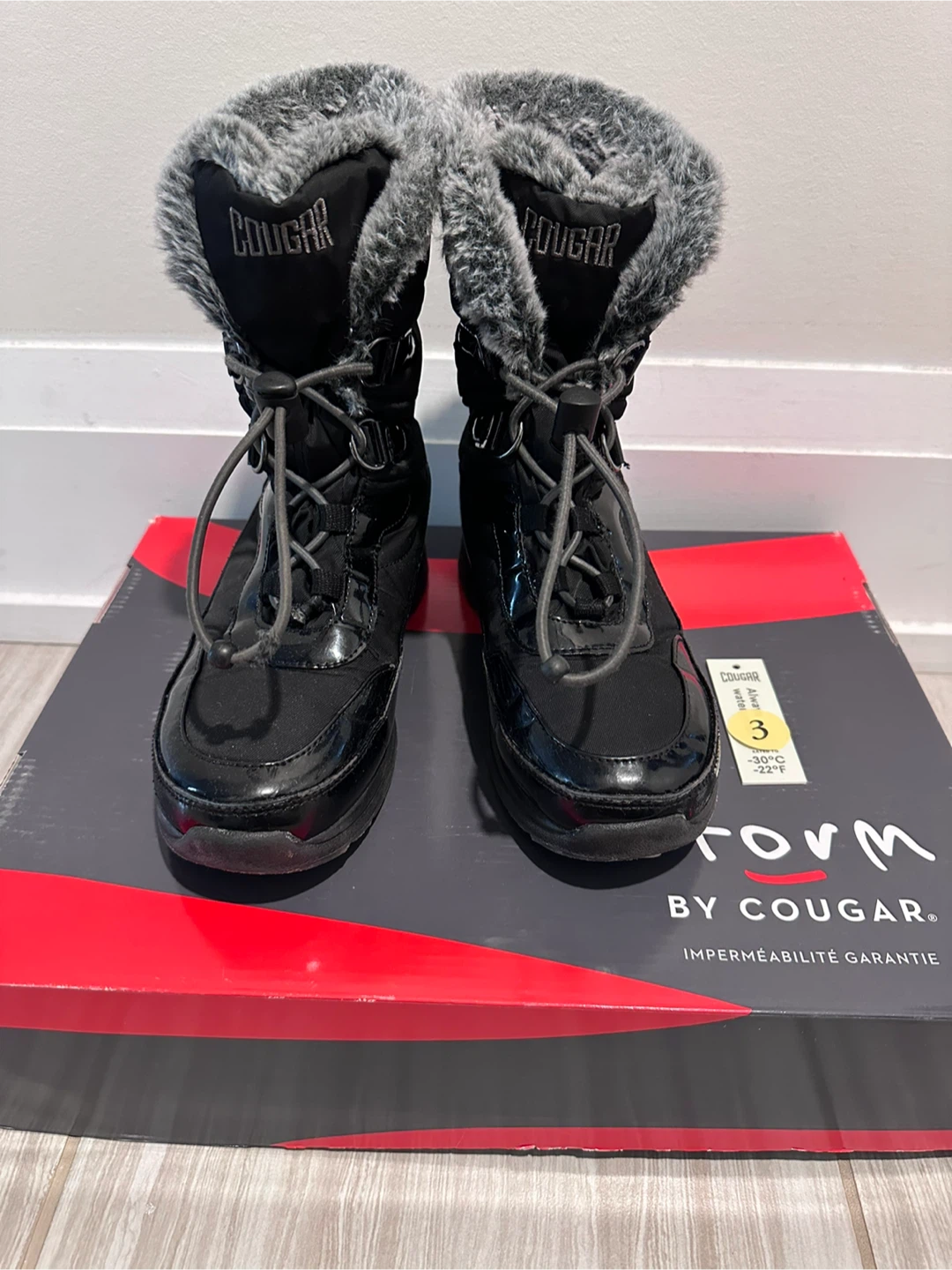 Kids Cougar Winter Boots Size 3 Black
