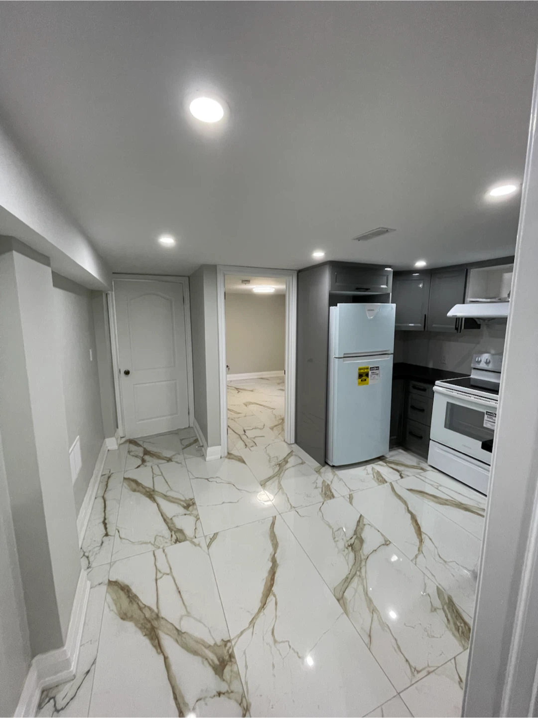Newly Renovated Two Bedrooms In The Basement For Rent