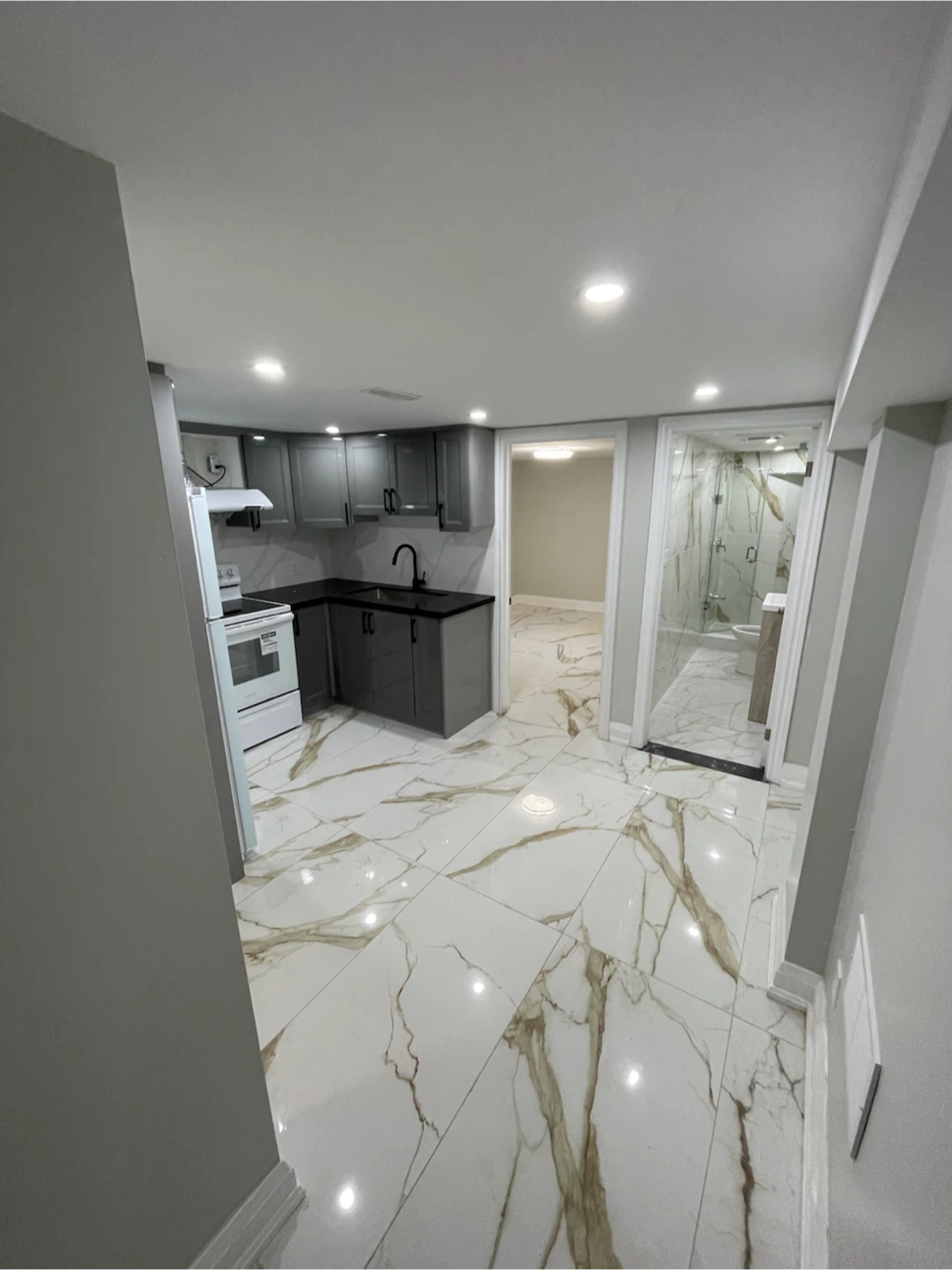 Newly Renovated Two Bedrooms In The Basement For Rent - photo 2