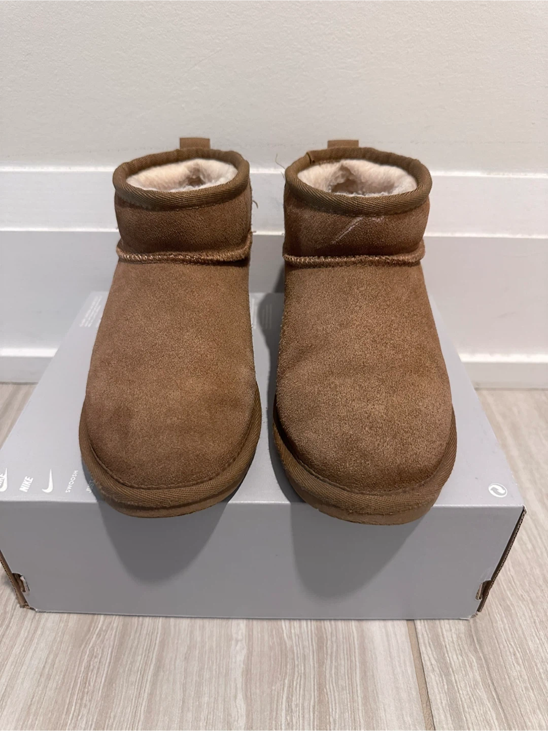 Kids Bearpaw Brown Suede Boots Size 3
