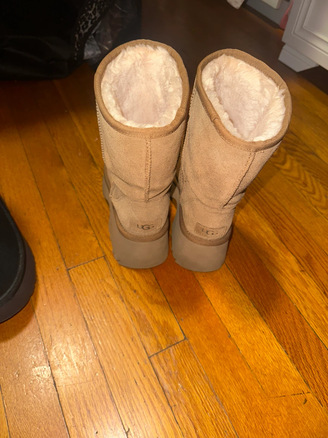 UGG Classic Platform Boots - photo 3