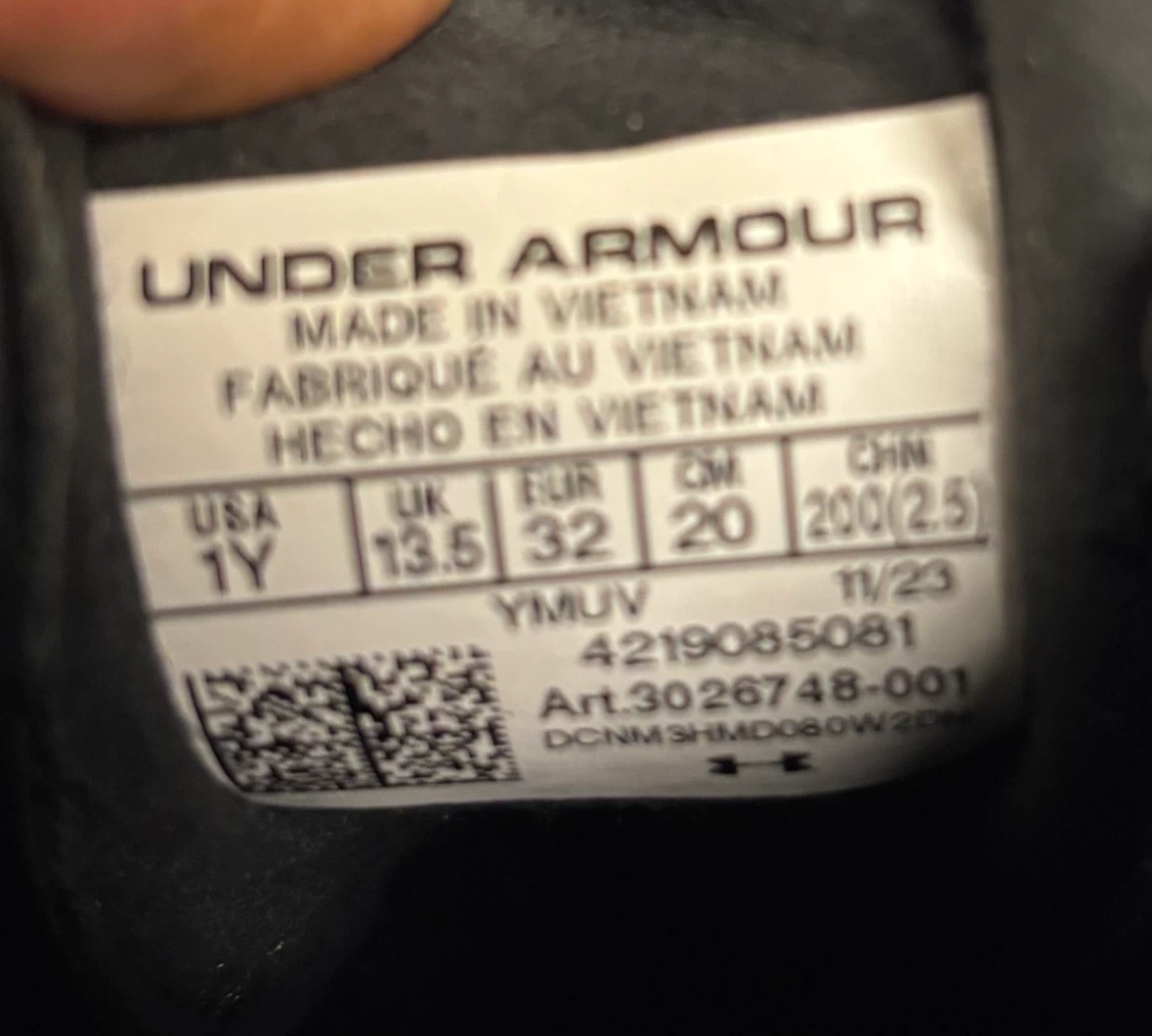 Under Armour Magnetico Soccer Cleats Size 1Y - photo 3