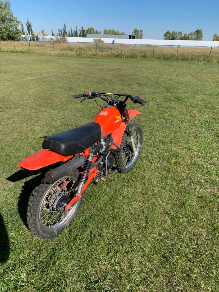 1983 Honda XR100 - photo 3