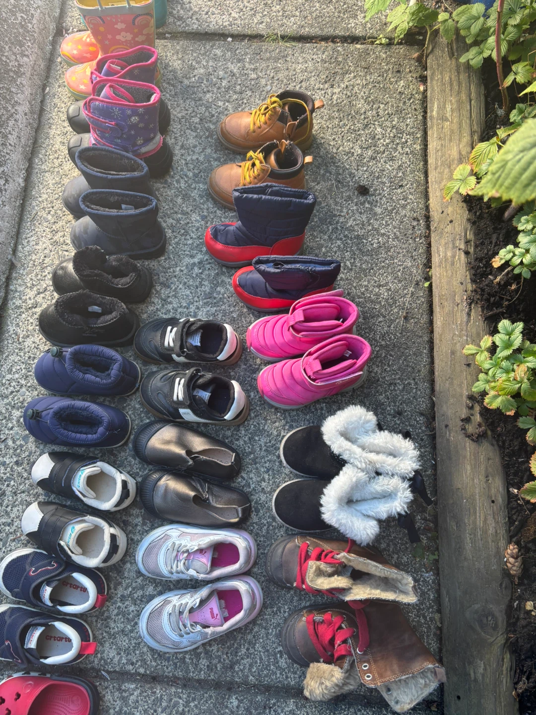 Shoes for kids size 8-9. - photo 2